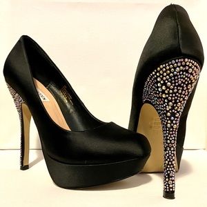 Steve Madden crystal heeled black stiletto size 9